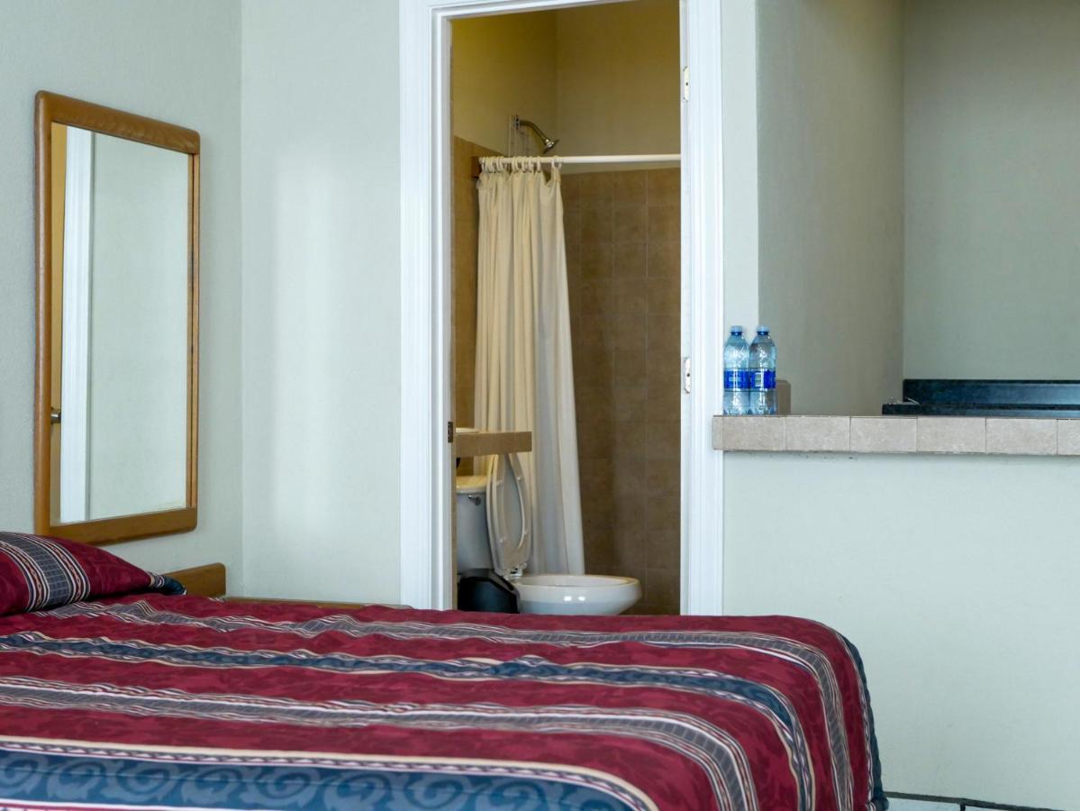 Hotel La Huerta Rio Verde Ngoại thất bức ảnh